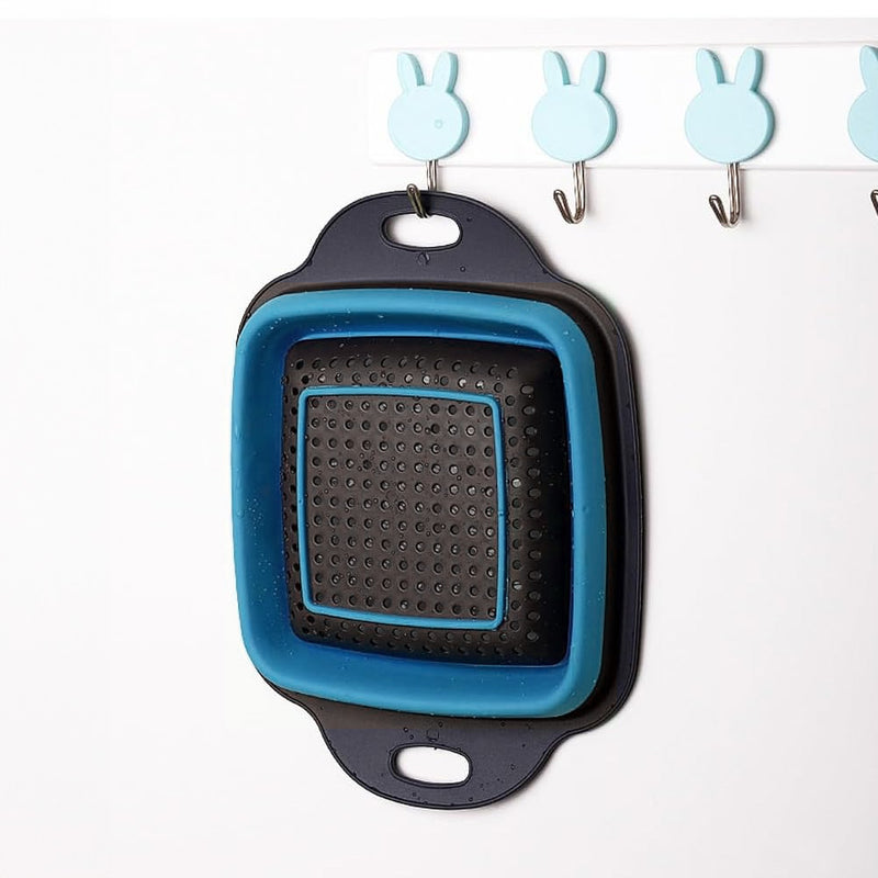 Colador plegable de silicona, color azul.