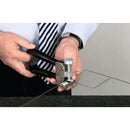 Pinza para abrir cortes en vidrios en forma L..