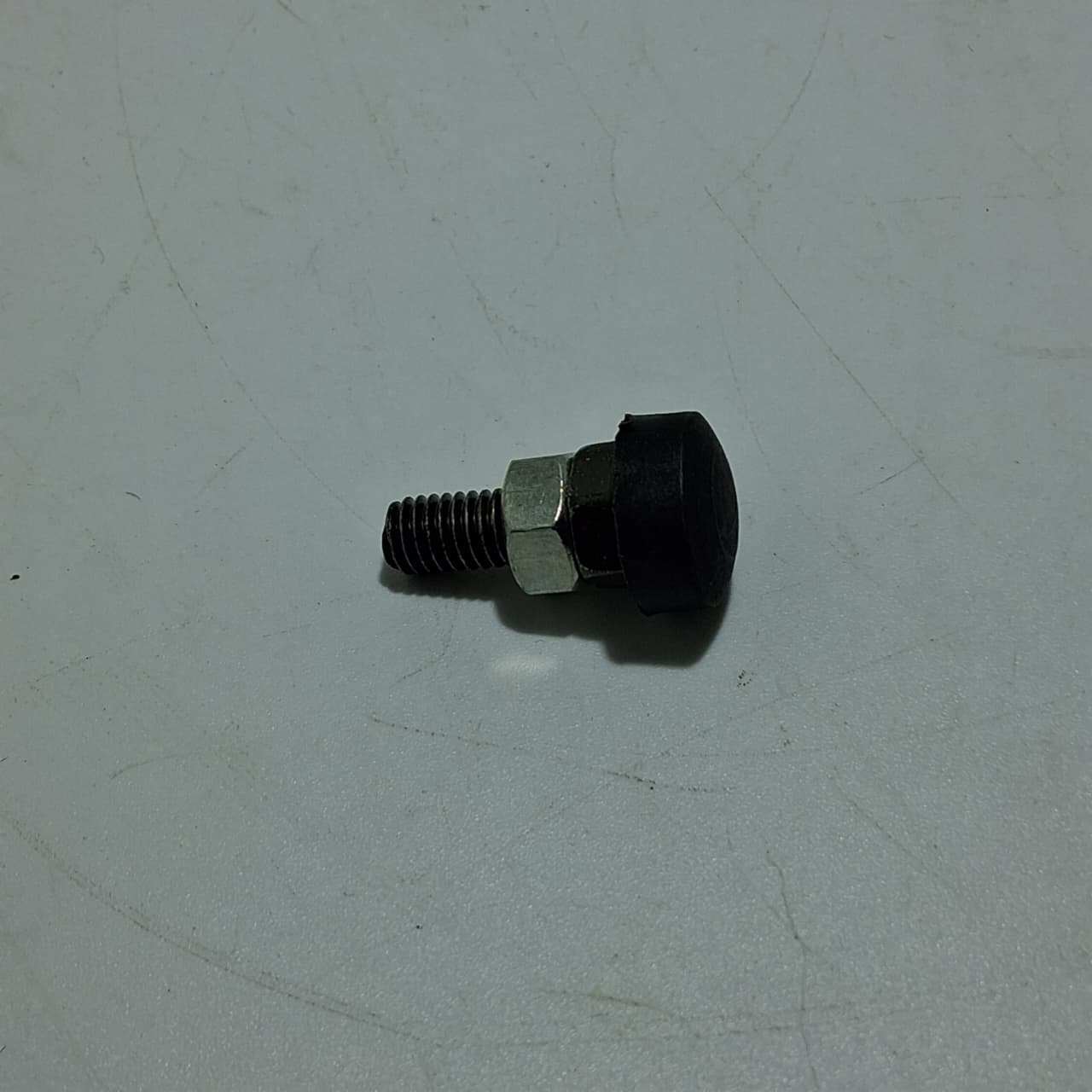Tornillo - tuerca M6x18 (RKG150) (CODIGO ANTERIOR MO-REP-40780J670000)