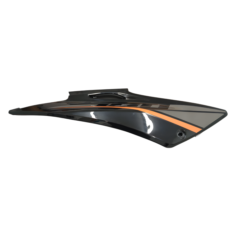 Covertor trasero derecho negro (TX200 NEW) RIGHT TAIL COVER BLACK B4