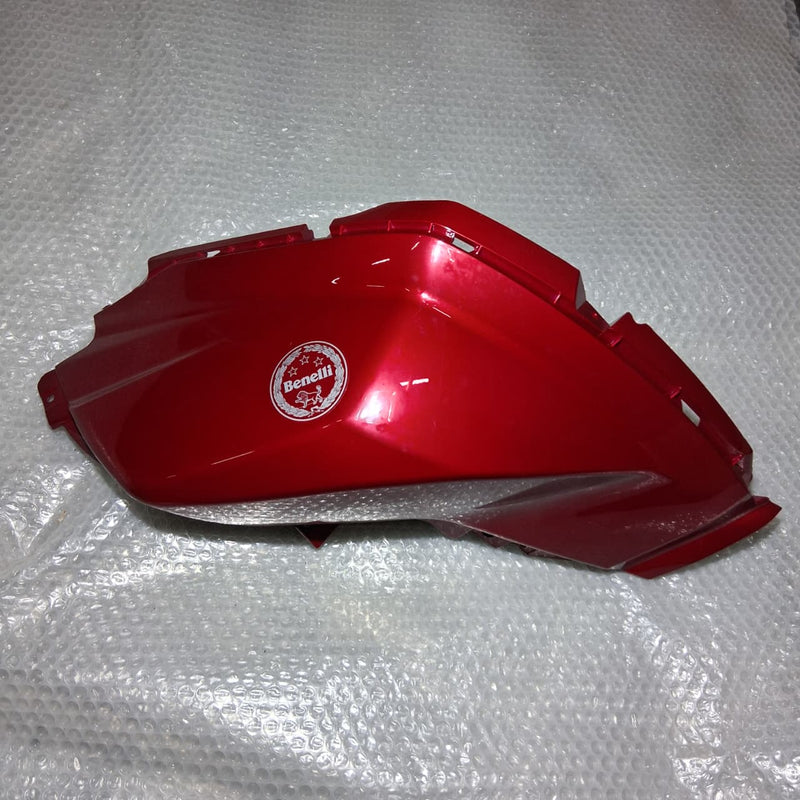 Panel izquierdo del tanque de combustible rojo con calcomanias (TRK502X)