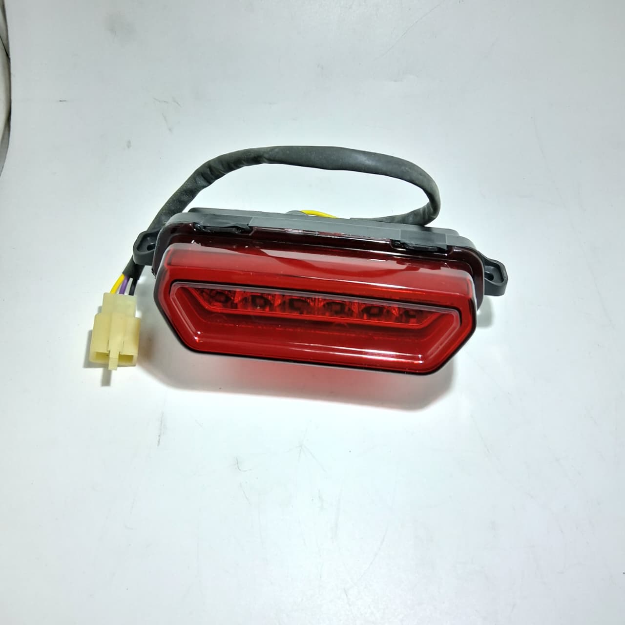 Faro trasero (LEONCINO250)