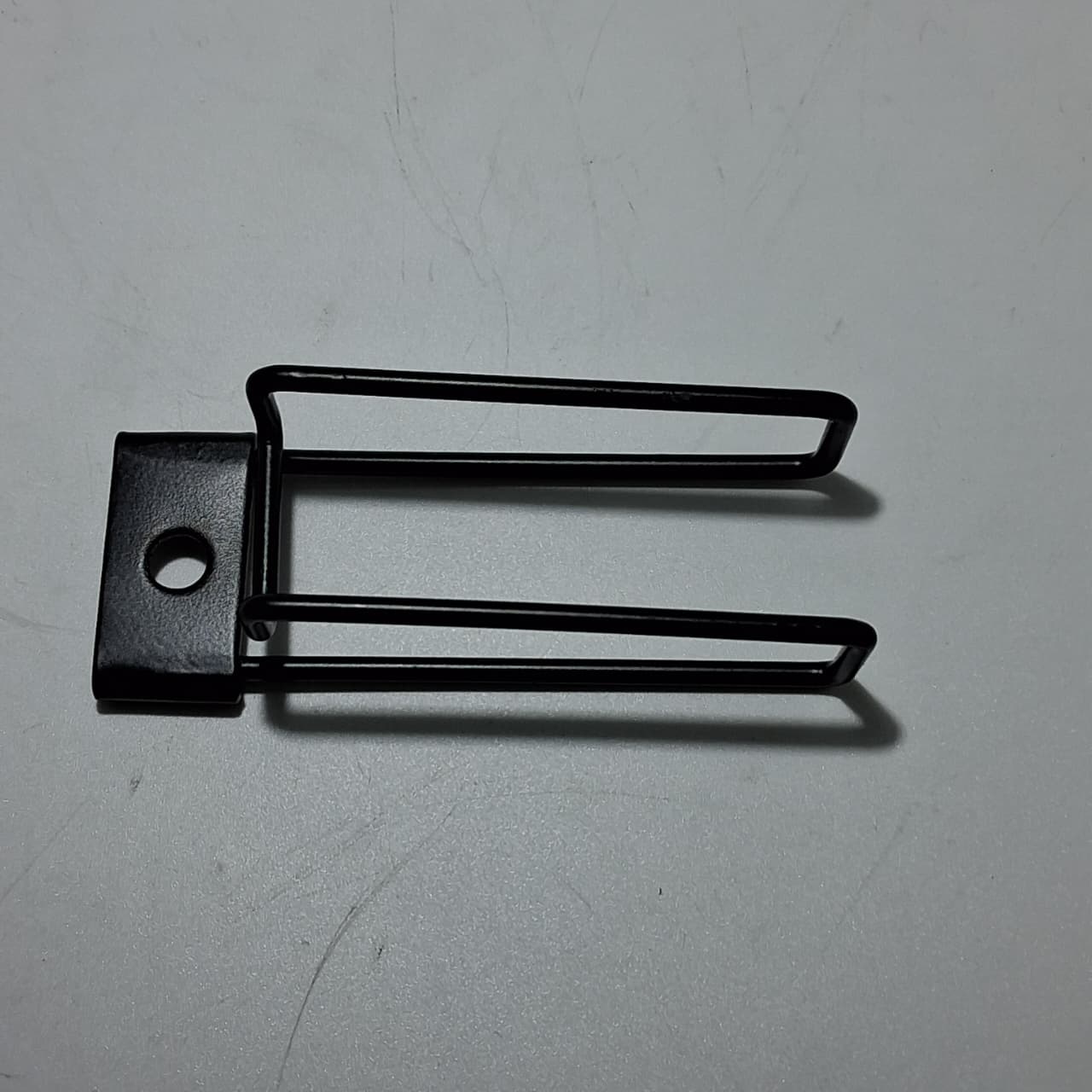 Anclaje de manguera de freno delantero (K-BLADE125)