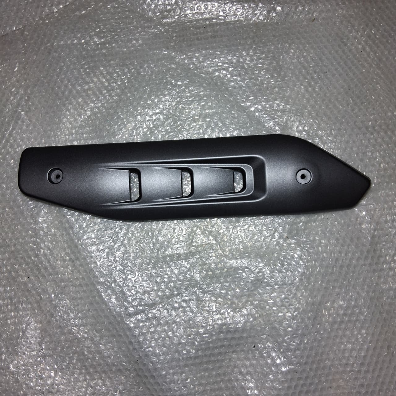 Covertor decorativo de escape (ZAFFERANO250)