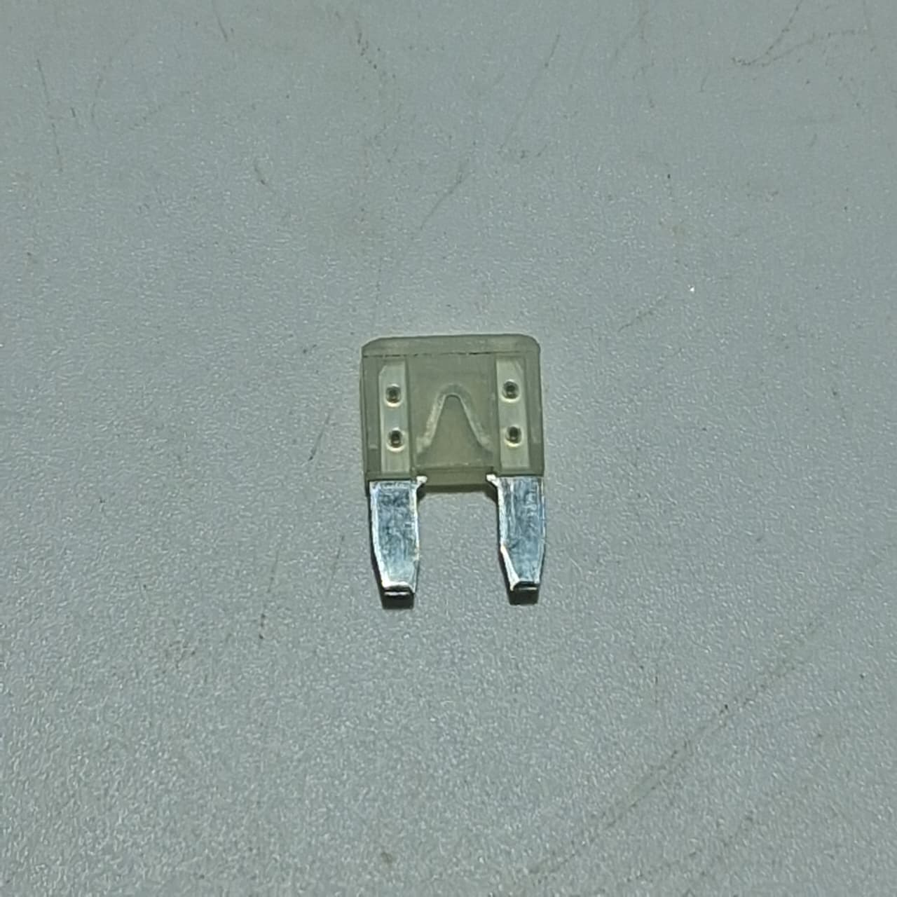 Fusible 25A (TRK251)