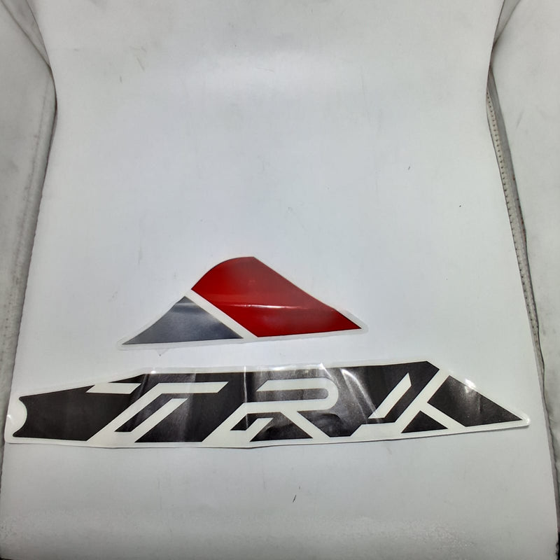 Calcomania TRK del panel protector delantero derecho (TRK502X)