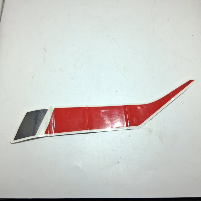 Calcomania derecha del covertor trasero (TRK502X)