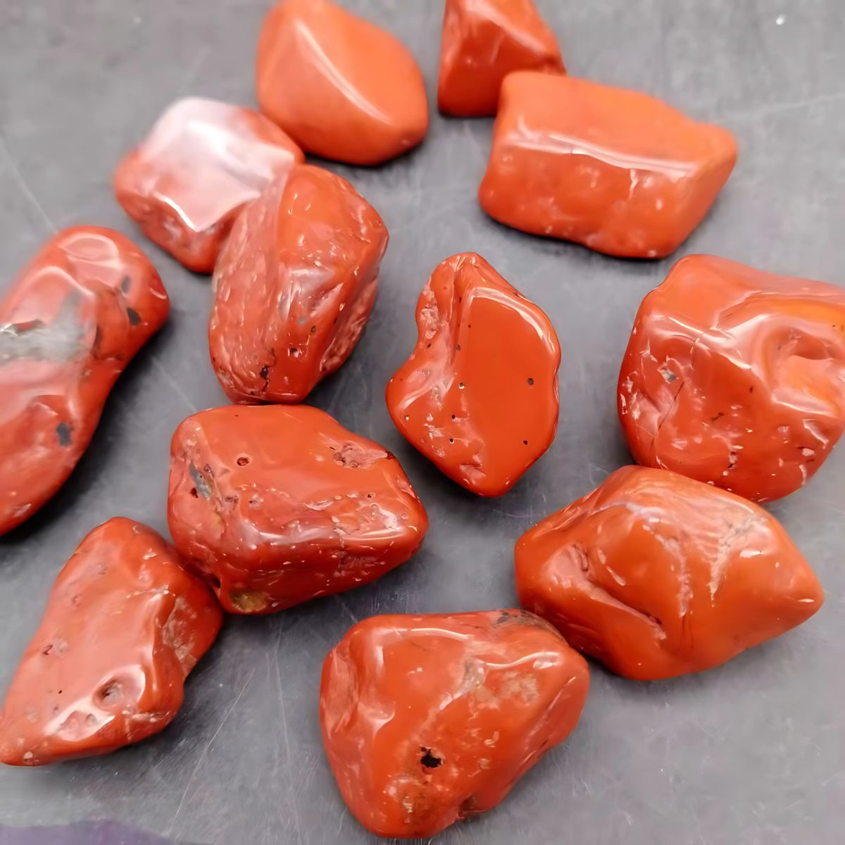 Piedras Decorativas Jaspe Rojo para Jardín, Macetas, Decoración. (500 gramos). 15-20mm