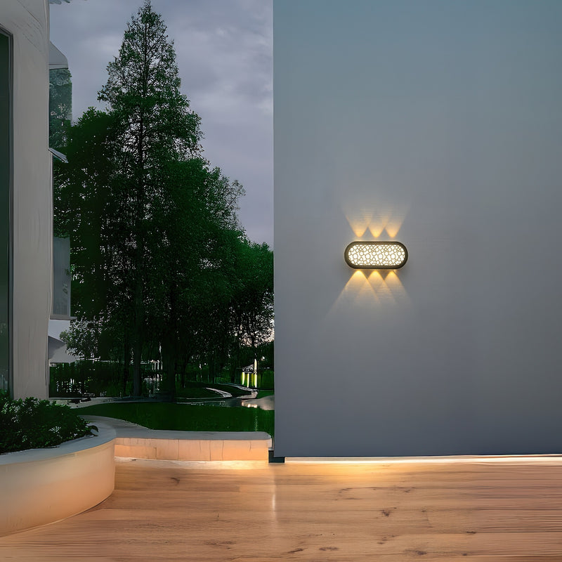 Lámpara de Pared de Exterior  Negra LED 12W, luz cálida de 3000K y 1050 lúmenes.