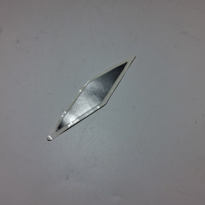 Calcomania placa decorativa frontal derecha (TRK502X)