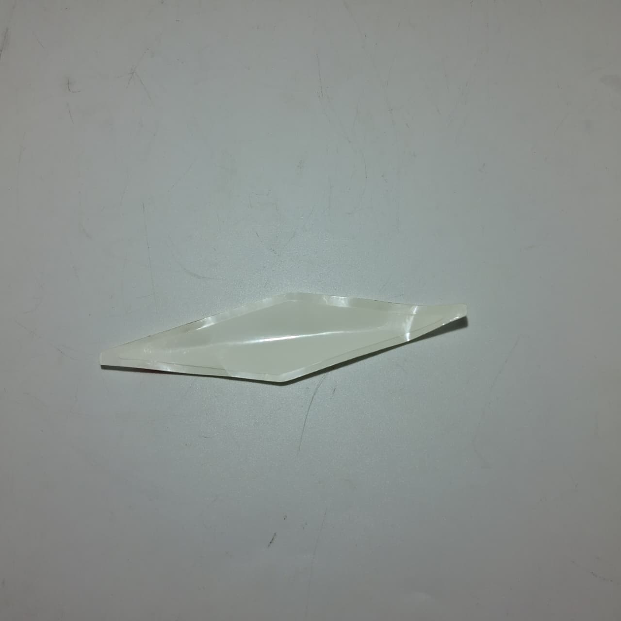 Calcomania placa decorativa frontal derecha (TRK502X)