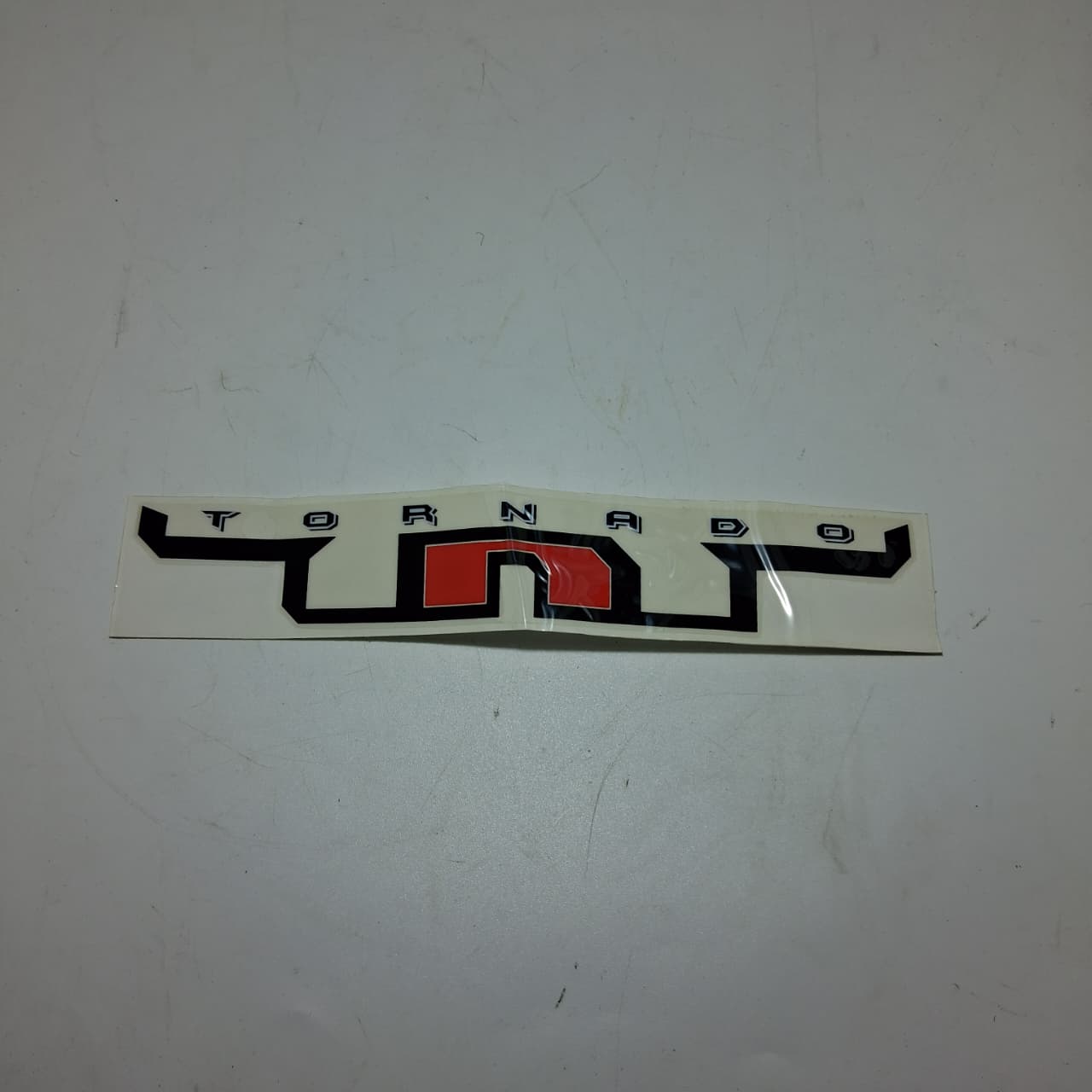 Calcomania del covertor del tranque de combustible (TNT25)