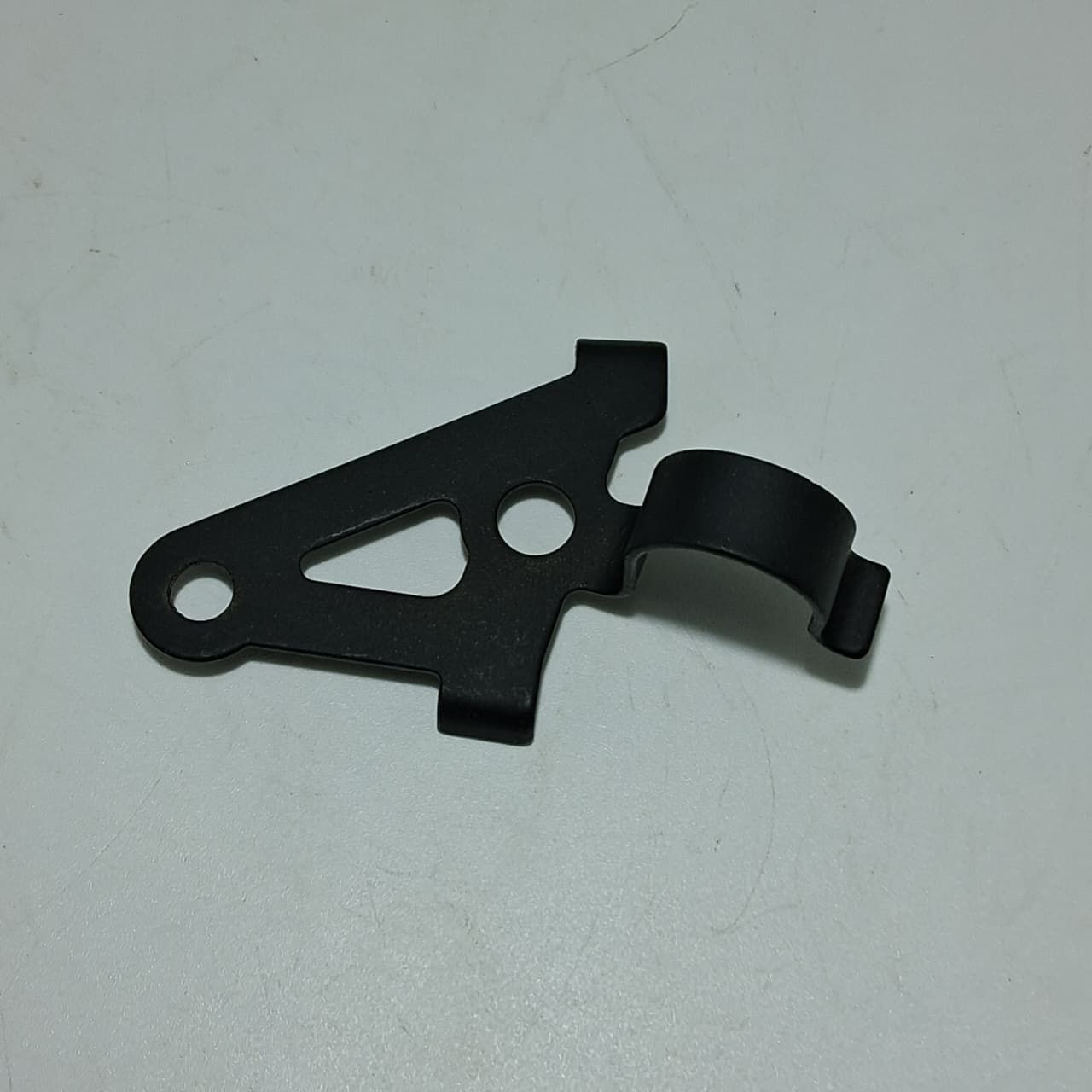 Base para linea de freno delantero izquierda (TNT600)