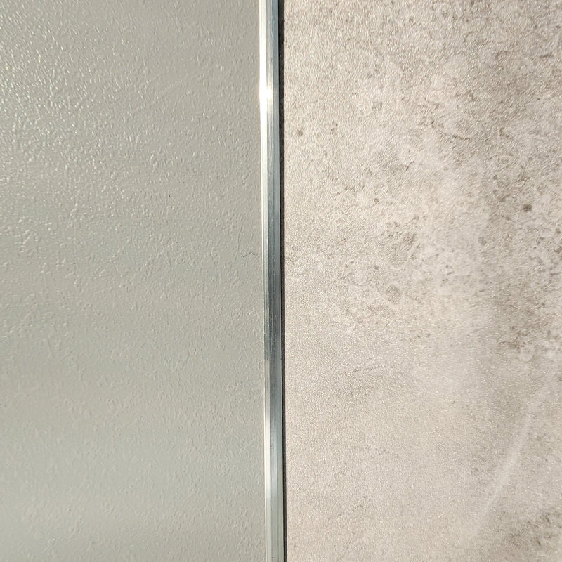 Perfil T Remate Central entre Laminas de Alternative Wall (Pared / Cielo Raso).Negro