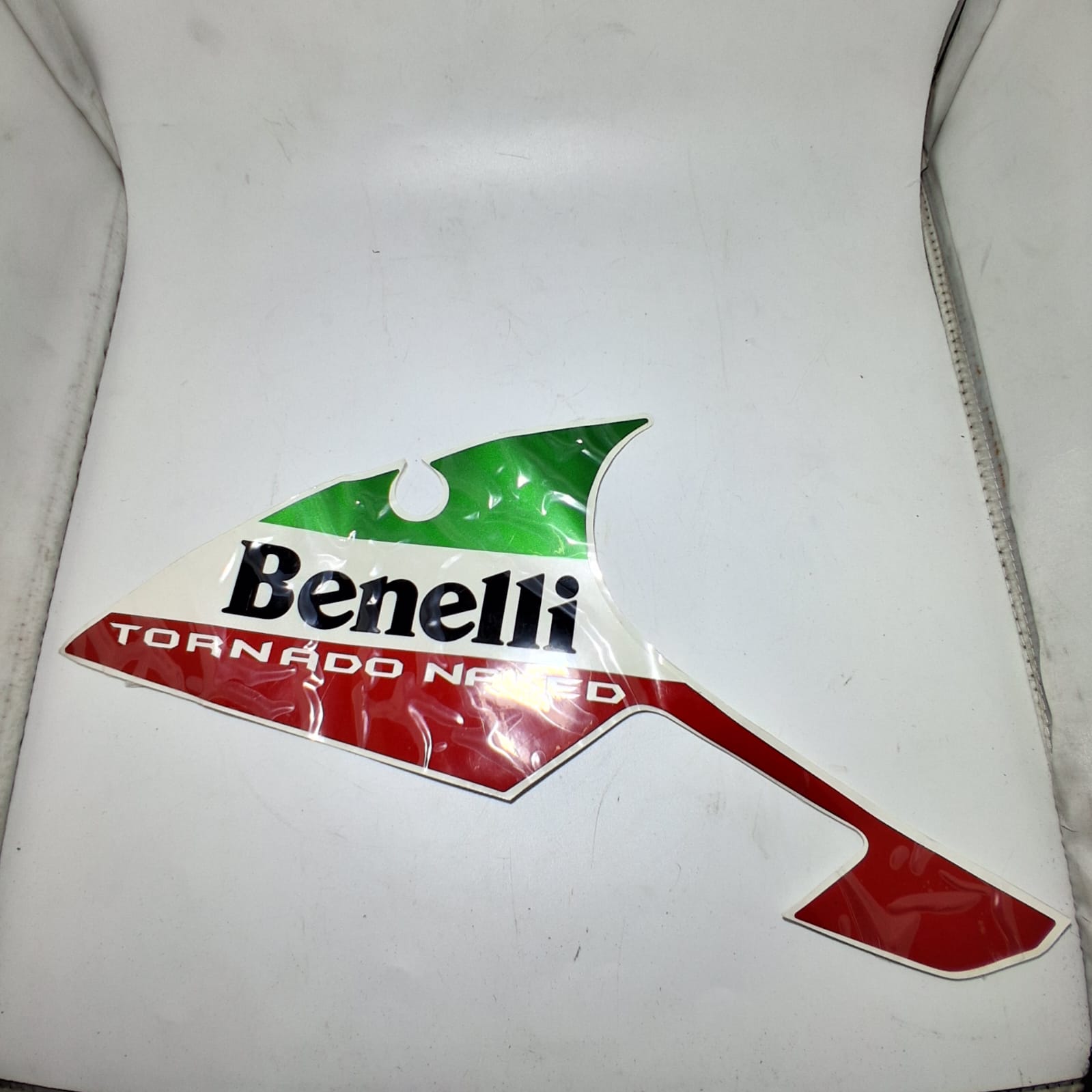 Calcomania del panel inferior izquierdo (TNT25)