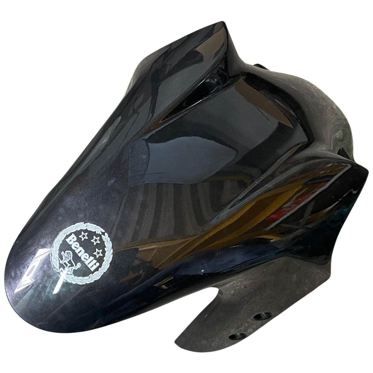 Guardabarros delantero negro con calcomanias (TNT25)