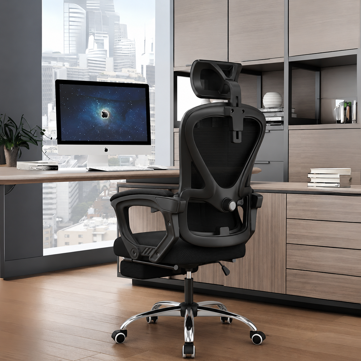 Silla de oficina ergonómica negra con respaldo de malla y apoyabrazos fijo sin reposapiés. Silla cómoda para escritorio
