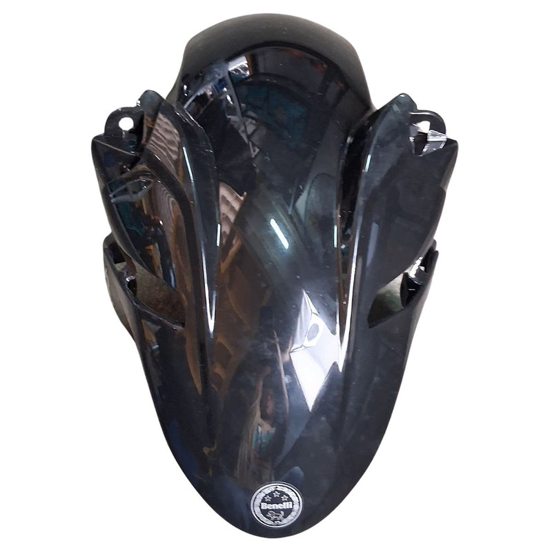 Guardabarros delantero negro con calcomanias (TNT135)