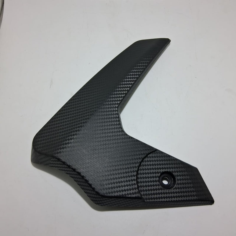 Panel decotarivo frontal izquierdo (K-BLADE125)