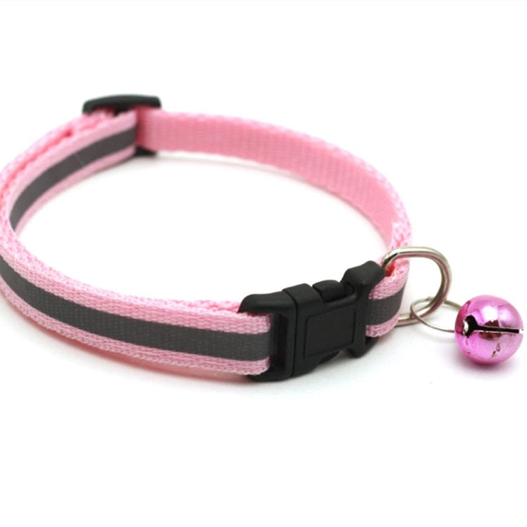 Collar reflectivo con cascabel para mascotas. Ajustable. Color Rosado. 1cm de Ancho