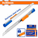 Exacto con cuerpo de Acero Inoxidable. 9x80mm. Bloqueo automático. Con pulsador plano