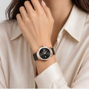 Naviforce Reloj Analógico Negro con Esfera Dorada, Correa de Malla de Acero Inoxidable, Diámetro de 32 mm y Resistencia al Agua 3 ATM.
