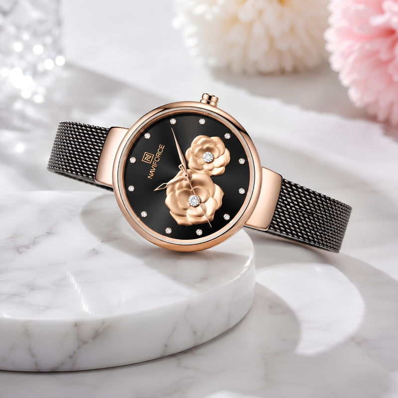 Naviforce Reloj Analógico Negro con Detalles Rose Gold, Correa de Malla de Acero Inoxidable, Diámetro de 32 mm y Resistencia al Agua 3 ATM.