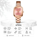 "Naviforce Reloj Analógico Rose Gold con Esfera Rosada y Correa de Acero Inoxidable, Diámetro de 26 mm, Cristal Mineral Endurecido y Resistencia al Agua 3 ATM."