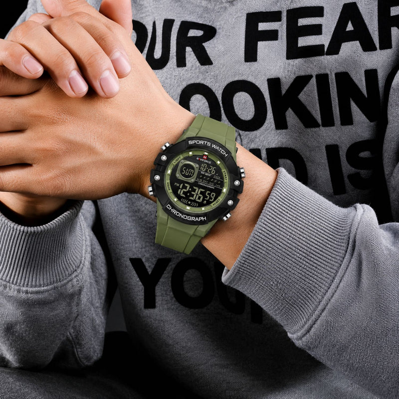 Naviforce Reloj Digital Verde con Negro, Correa de Silicona, Diámetro de 48 mm, Cristal Acrílico HD y Resistencia al Agua 5 ATM.