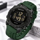 Naviforce Reloj Digital Negro con Detalles Verdes, Correa de Silicona, Diámetro de 45 mm, Cristal Acrílico HD y Resistencia al Agua 5 ATM.