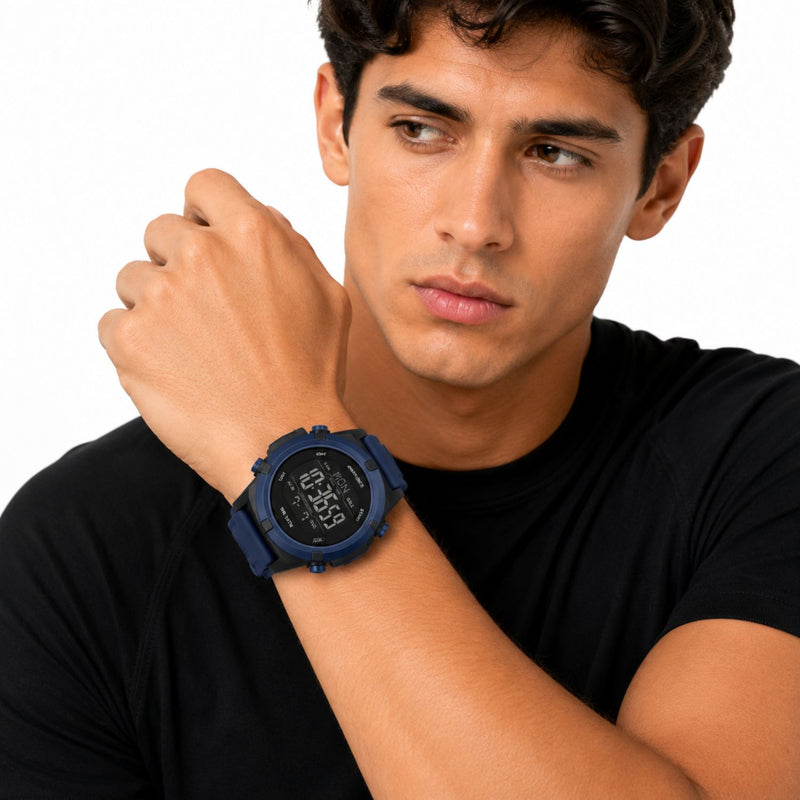 Naviforce Reloj Digital Azul Oscuro con Correa de Silicona, Diámetro de 44 mm, Cristal Acrílico HD y Resistencia al Agua 5 ATM.