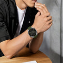 Naviforce Reloj Digital Verde con Correa de Silicona, Diámetro de 48 mm, Cristal Acrílico HD y Resistencia al Agua 5 ATM.