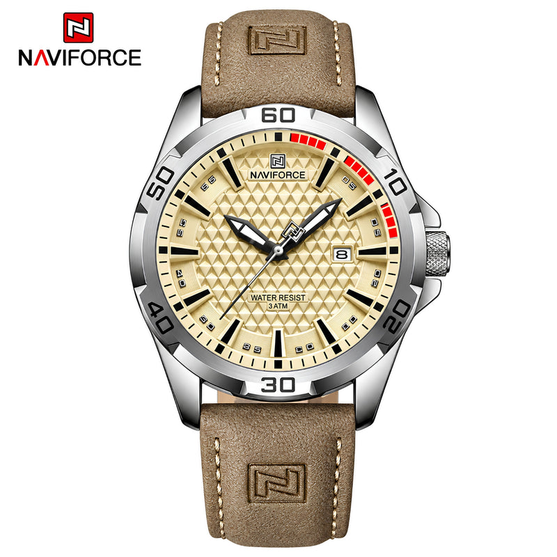 Naviforce Reloj Analógico Plateado con Esfera Dorada y Correa Marrón Claro de Cuero PU, Diámetro de 45 mm, Cristal Mineral Endurecido, Calendario y Resistencia al Agua 3 ATM.