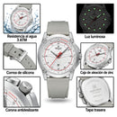 Naviforce Reloj Analógico Plateado con Esfera Blanca y Correa Gris de Silicona, Diámetro de 45 mm, Calendario y Resistencia al Agua 3 ATM.