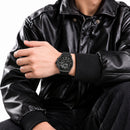 Naviforce Reloj Cronógrafo Negro con Detalles Grises, Correa de Silicona, Diámetro de 44 mm, Cristal Mineral Endurecido y Resistencia al Agua 3 ATM.