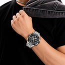Naviforce Reloj Analógico Cronógrafo de Hombre Esfera Negra con Correa de Acero Inoxidable, Diámetro de 43 mm, Cristal Mineral Endurecido y Resistencia al Agua 3 ATM.