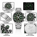 Naviforce Reloj Analógico Cronógrafo de Hombre Esfera Verde con Correa de Acero Inoxidable, Diámetro de 43 mm, Cristal Mineral Endurecido y Resistencia al Agua 3 ATM.