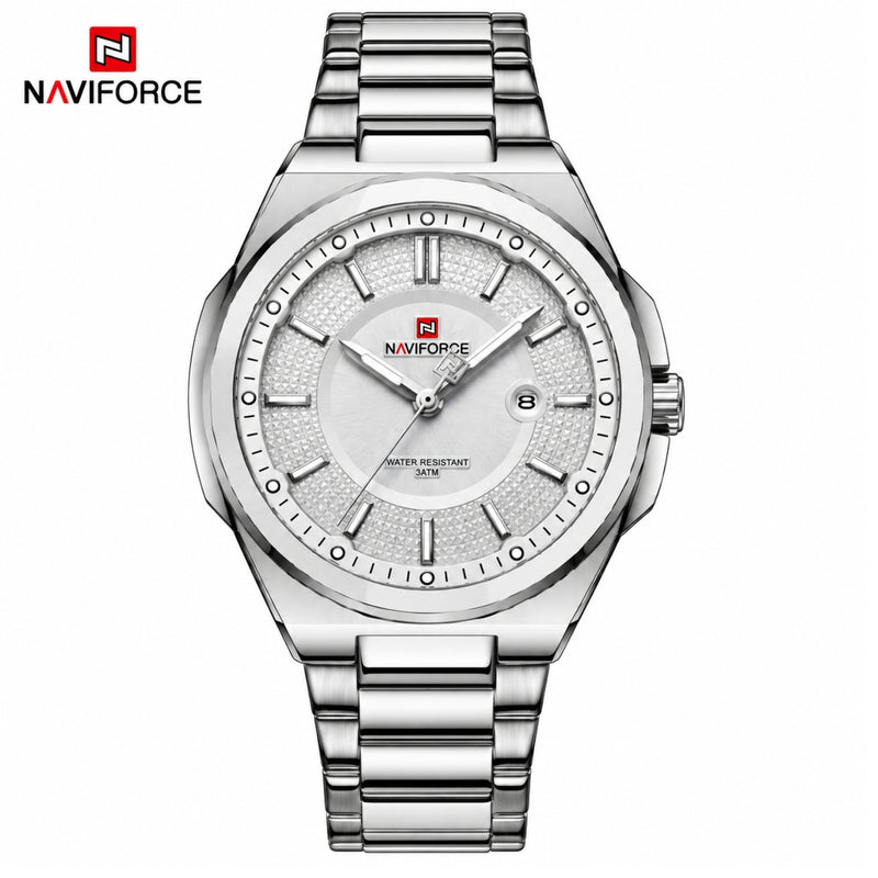 Naviforce Reloj Analógico Plateado con Esfera Blanca y Correa de Acero Inoxidable, Diámetro de 43 mm y Resistencia al Agua 3 ATM.