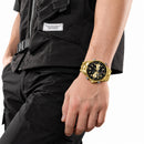 Naviforce Reloj Analógico y Digital Negro con Detalles Dorados y Correa de Acero Inoxidable, Diámetro de 47 mm, Cristal Mineral Endurecido y Resistencia al Agua 3 ATM.