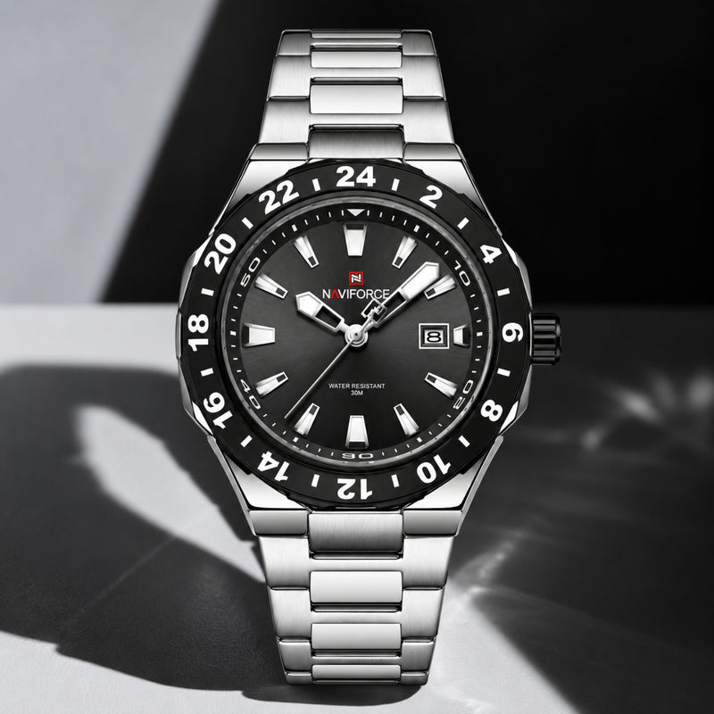 Naviforce Reloj de Cuarzo Negro y Plateado 3 ATM con Calendario, Correa de Acero Inoxidable y Diámetro de 42mm.