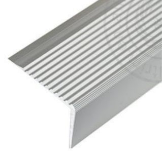 Perfil antiresbalante para escaleras acabado Silver Anodizado 3mts largo