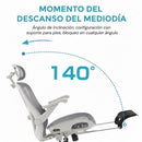 Silla Ergonómica de Oficina con Reposapiés y Reposacabezas, Respaldo Reclinable y Asiento Anatómico. Silla de Escritorio con Malla Transpirable. Color Gris Claro  y Blanco