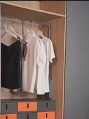 Closet Tubo Con Sistema De Elevación Ajustable 70-93Cm (27.5”-36”). Color Negro Barra De Ropa Abatible Con Doble Buffer