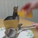 Rallador De Queso Giratorio Manual De Acero Inoxidable.