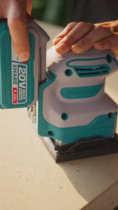 Lijadora Delta Triangular Orbital De Mano Inalámbrica 20V 12000Rpm. De Palma Incluye 3 Hojas. Batería Y Cargador Por Separado. Super Total