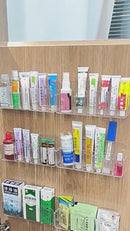 Organizador Adhesivo De Pared Para Controles 19 × 3.8 × 8.3 Cm. Repisa De Almacenamiento Colgante. Caja Porta Objetos Trasparente.